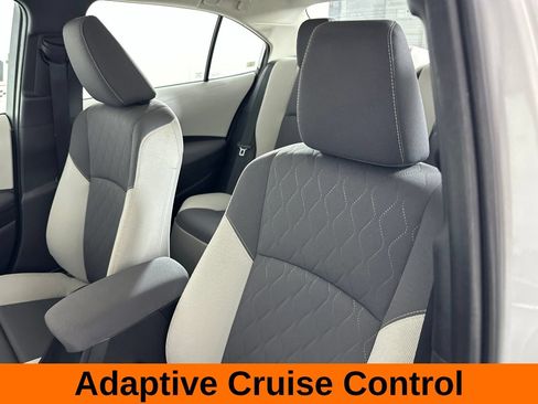 Used 2025 Toyota Corolla LE FWD image 11