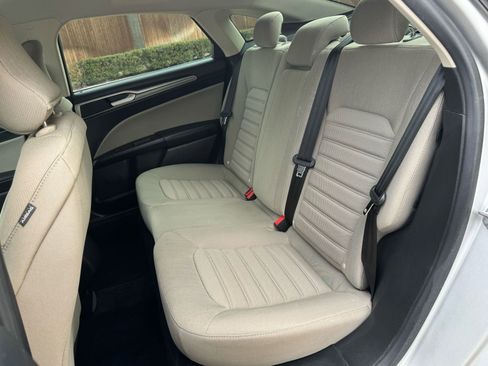 Used 2018 Ford Fusion S image 25