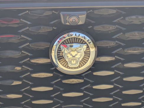 New 2026 Jaguar F-PACE R-Dynamic S image 33