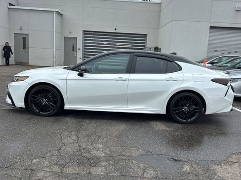 Used 2021 Toyota Camry XSE image 2