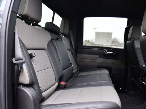 Used 2026 Chevrolet Silverado 2500 ZR2 image 17