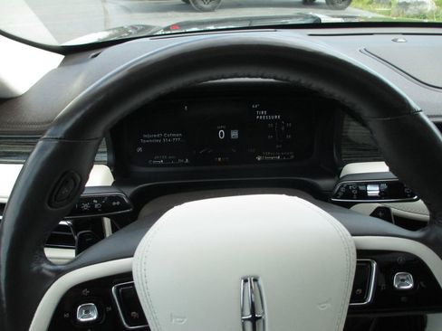 Used 2022 Lincoln Aviator Black Label w/ Dynamic Handling Package image 32