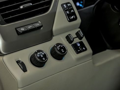 Used 2020 GMC Yukon XL Denali image 17