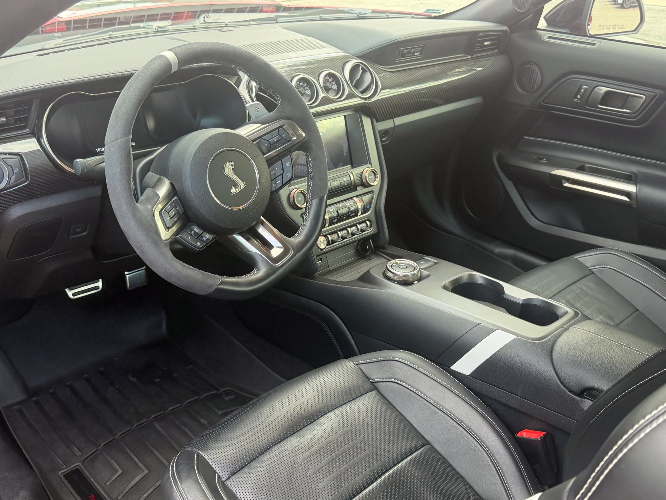 Used 2021 Ford Mustang Shelby GT500 w/ Technology Package RWD image 12