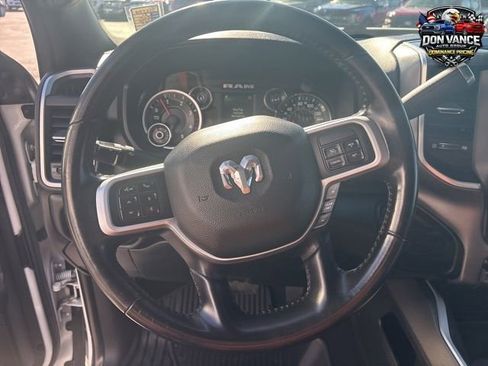 Used 2021 RAM 2500 Big Horn w/ Level 1 Equipment Group AWD/4WD image 17