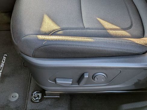 New 2026 Hyundai Tucson SEL image 18