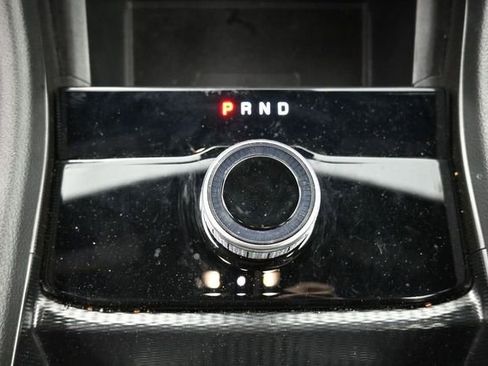 Used 2025 Jeep Grand Cherokee Altitude AWD/4WD image 27