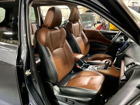 Used 2022 Subaru Forester Touring image 8