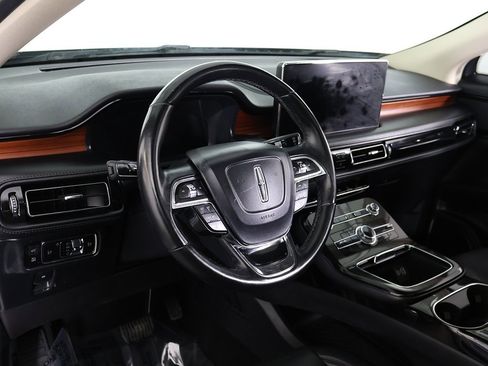 Used 2023 Lincoln Nautilus Reserve image 30