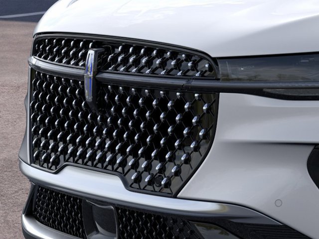 New 2026 Lincoln Nautilus Premier AWD/4WD image 19