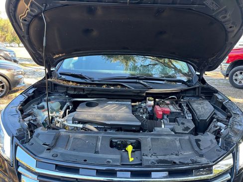 Used 2025 Nissan Rogue SV image 34