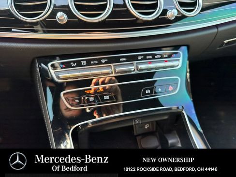 Used 2022 Mercedes-Benz E 450 4MATIC Sedan image 16