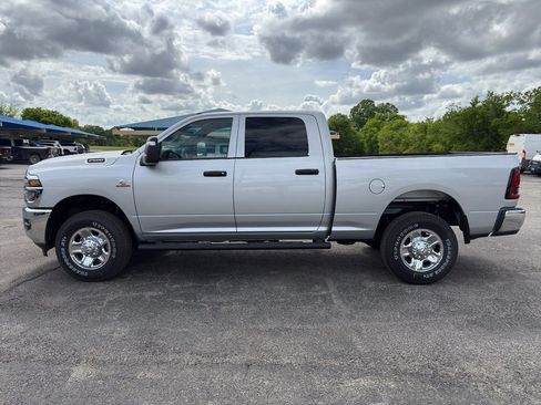 New 2026 RAM 2500 Tradesman AWD/4WD image 8