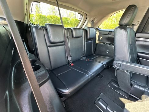 Used 2017 Toyota Highlander SE AWD/4WD image 21