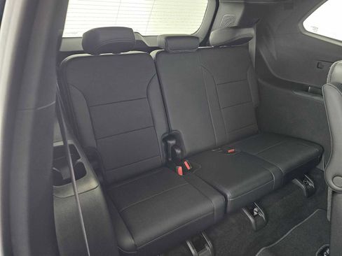 New 2026 Buick Enclave Preferred image 13