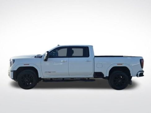 Used 2024 GMC Sierra 3500 AT4 w/ Technology Package AWD/4WD image 8