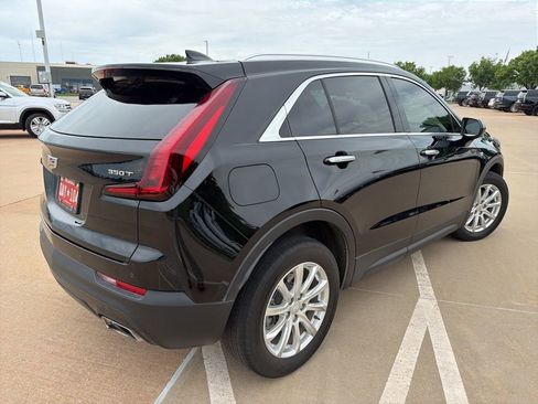 Certified 2023 Cadillac XT4 Luxury w/ Cold Weather Package FWD image 3