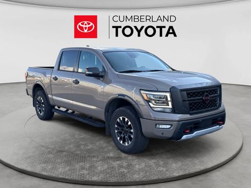 Used 2024 Nissan Titan PRO-4X w/ Pro-4x Convenience Package AWD/4WD image 7