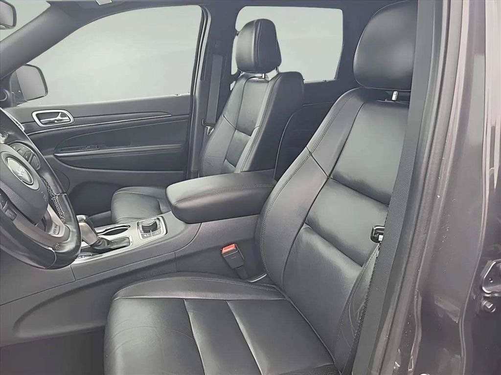 Used 2020 Jeep Grand Cherokee Limited AWD/4WD image 13