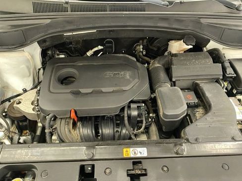 Used 2018 Hyundai Santa Fe Sport image 26