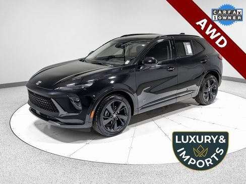 Used 2025 Buick Envision Sport Touring image 1