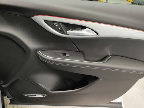 New 2026 Buick Envision Avenir image 10