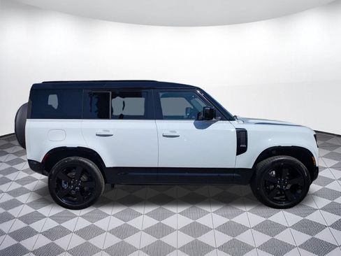 New 2026 Land Rover Defender 110 X-Dynamic SE AWD/4WD image 4