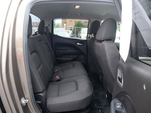 Used 2015 Chevrolet Colorado LT w/ LT Convenience Package AWD/4WD image 12