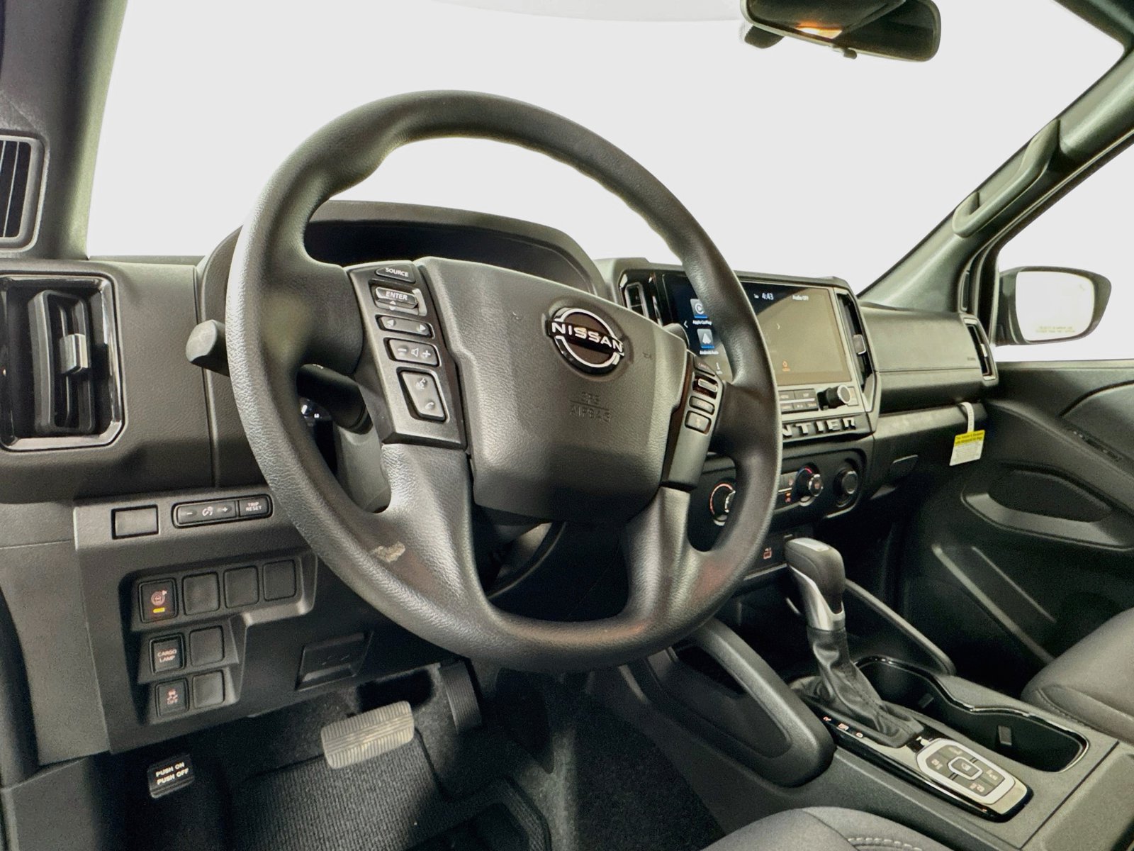 Used 2026 Nissan Frontier SV w/ Tow Package AWD/4WD image 11