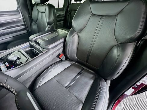 Used 2023 Jeep Wagoneer Series II AWD/4WD image 22