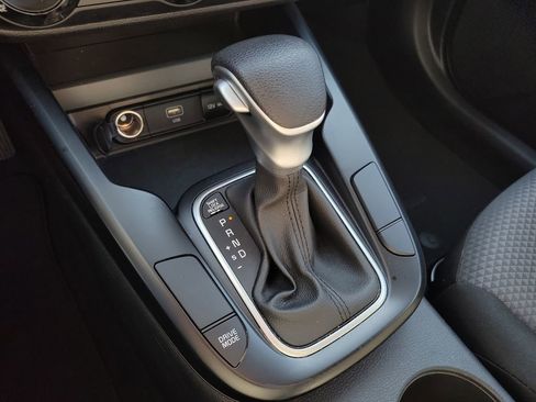 Used 2024 Kia Soul LX w/ Option Group 015 image 30