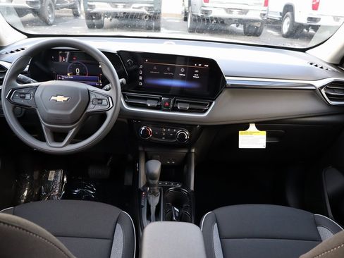New 2026 Chevrolet TrailBlazer LT w/ Driver Confidence Package image 18