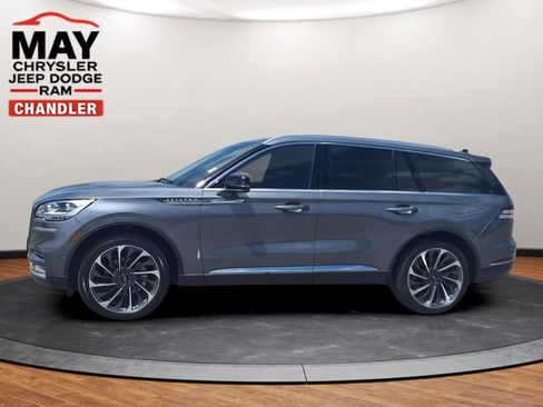 Used 2022 Lincoln Aviator Reserve w/ Equipment Group 201A AWD/4WD image 16