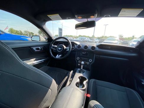 Used 2020 Ford Mustang Coupe RWD image 17