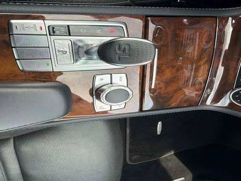 Used 2014 Mercedes-Benz SL 550 w/ Sport Wheel Package image 19