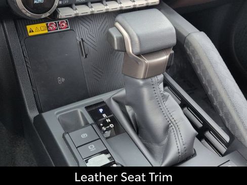 Certified 2025 Toyota 4Runner Limited AWD/4WD image 25