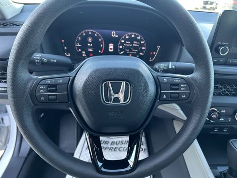 New 2025 Honda Accord LX image 15