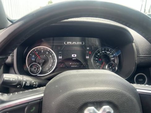 Used 2022 RAM 1500 Laramie w/ Sport Appearance Package AWD/4WD image 5