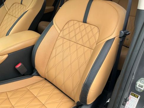 Used 2020 Nissan Sentra SV w/ SV Premium Package image 16