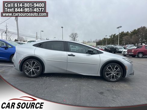 Used 2025 Toyota Prius Limited image 10