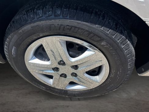 Used 2008 Chevrolet Impala LS FWD image 19