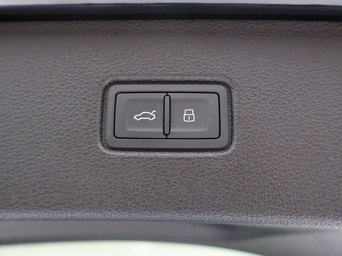 New 2026 Audi Q7 2.0T Premium image 16