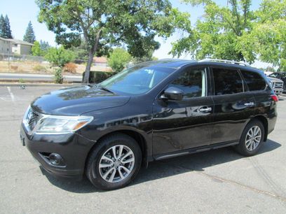 Used 2015 Nissan Pathfinder S
