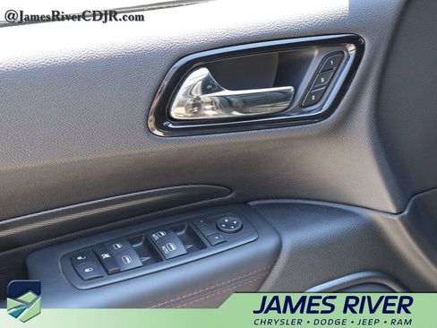Used 2021 Dodge Durango R/T w/ Blacktop Package AWD/4WD image 22