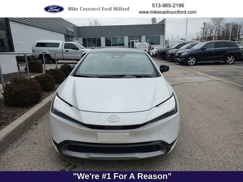 Used 2024 Toyota Prius Limited image 2