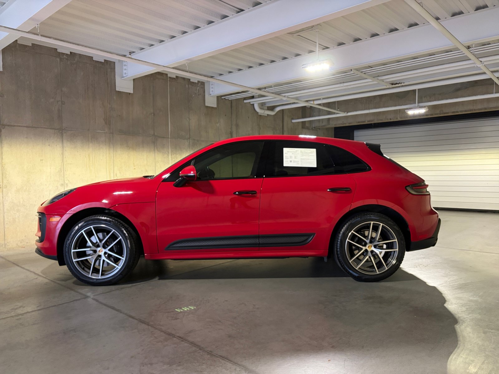 Certified 2023 Porsche Macan S AWD/4WD image 2