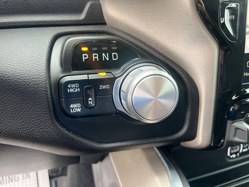 Used 2024 RAM 2500 Laramie w/ Towing Technology Group AWD/4WD image 31