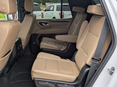 Used 2024 Chevrolet Tahoe Premier RWD image 10