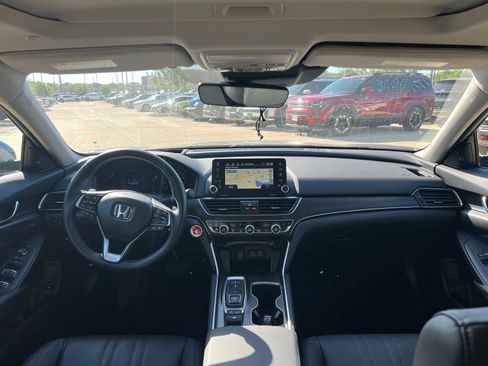 Used 2022 Honda Accord Touring image 21