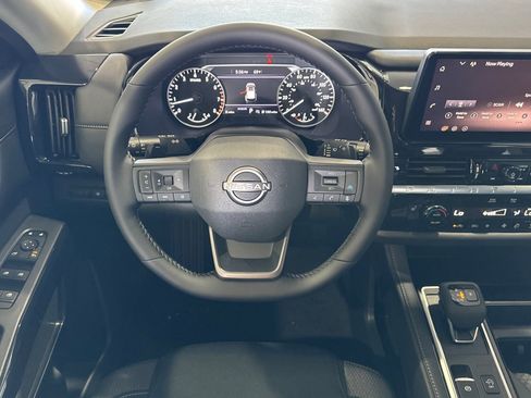 New 2026 Nissan Pathfinder SV w/ Cargo Package FWD image 11
